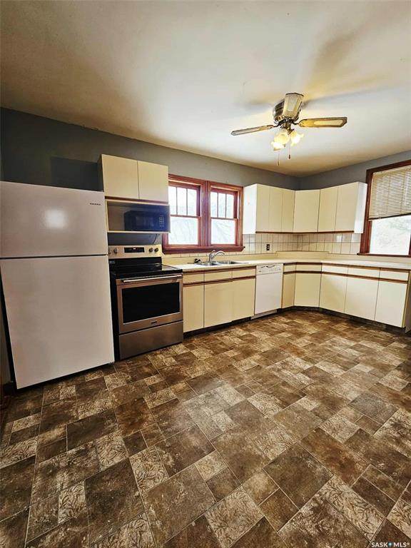 Fifth View of 303 Ohlen Street, Stockholm, Saskatchewan, S0A 3Y0