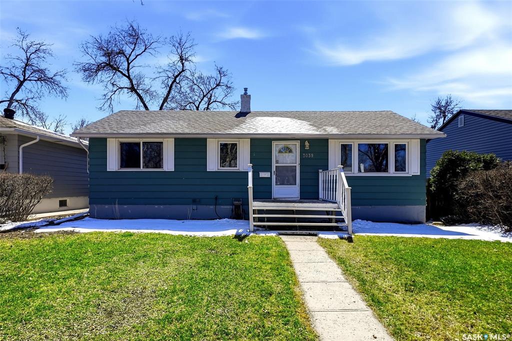 MLS® listing #SK033659 for sale located at 3039 Assiniboine Avenue