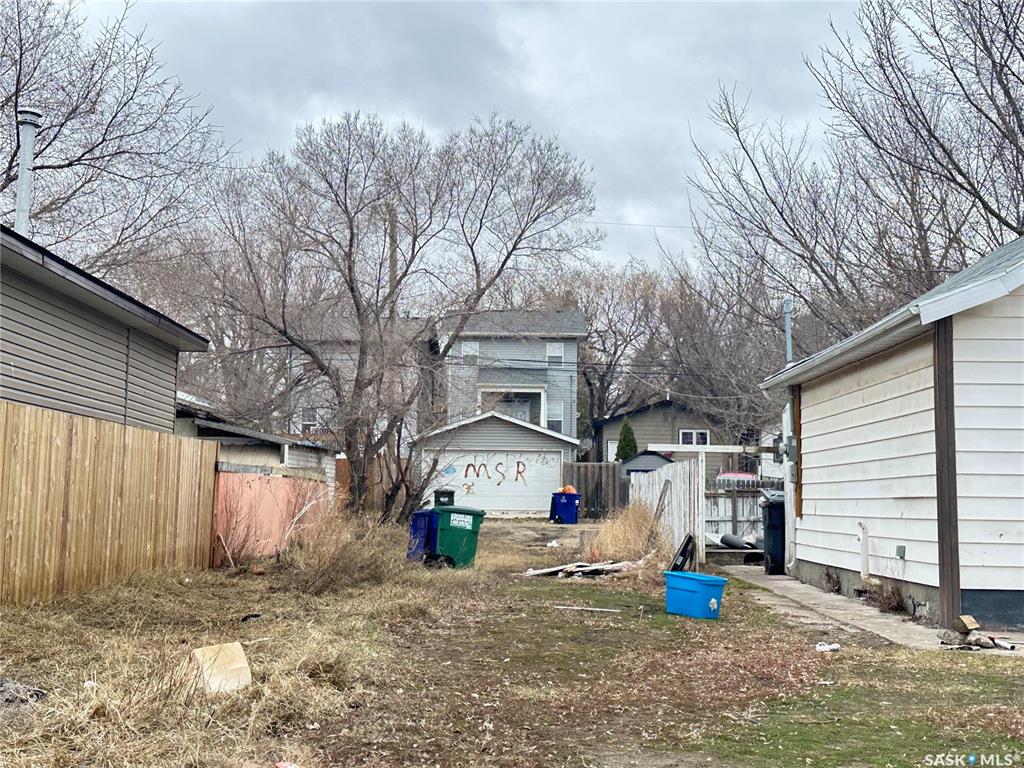 Second View of 129 M Avenue S, Pleasant Hill, Saskatoon, Saskatchewan, S7M 2K1