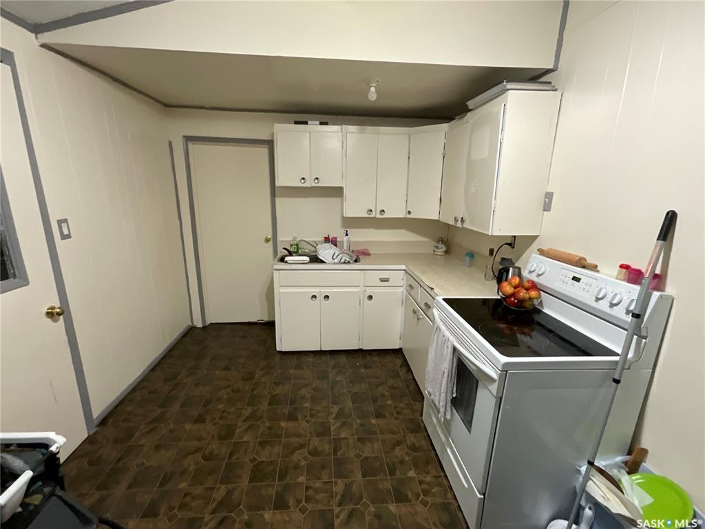 Second View of 1002 8th Street, Rosthern, Saskatchewan, S0K 3R0