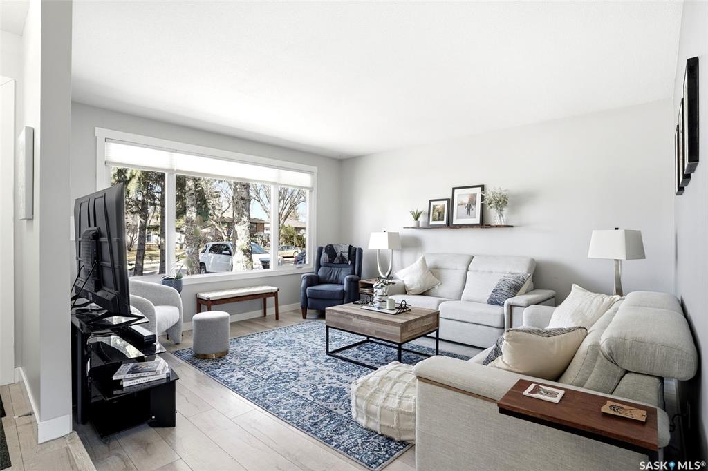 Fourth View of 1115 12 Th Avenue E, Glen Elm Park, Regina, Saskatchewan, S4N 4W2