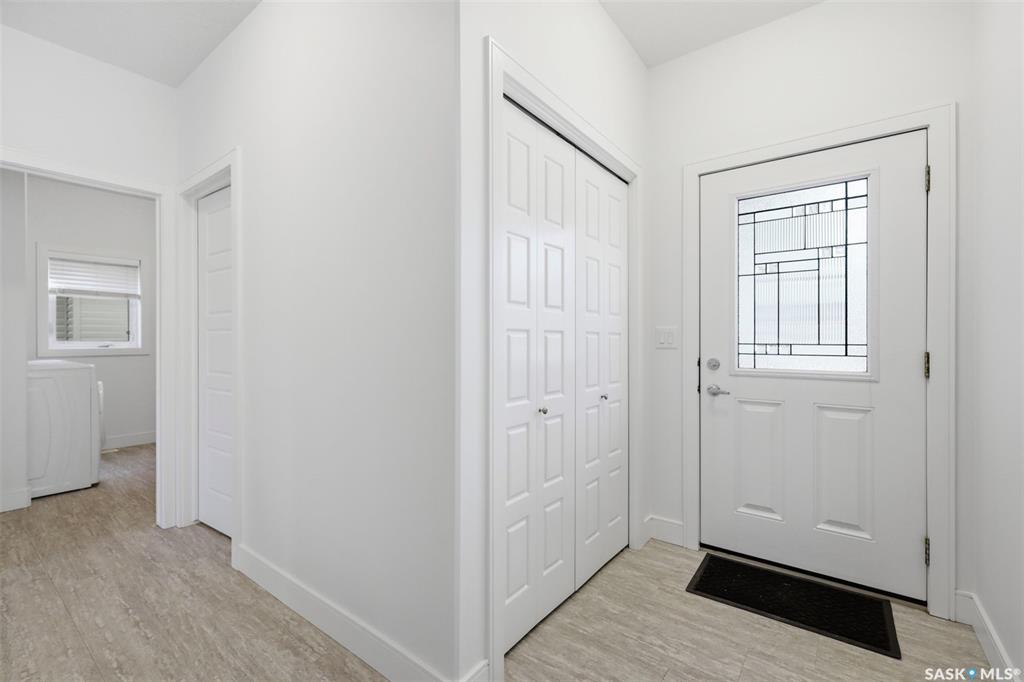 Fourth View of 611 Kolynchuk Court, Stonebridge, Saskatoon, Saskatchewan, S7T 0W4