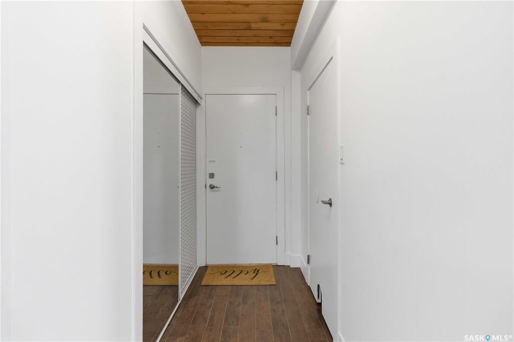 Second View of 415 3rd Avenue N #301, City Park, Saskatoon, Saskatchewan, S7K 2J2