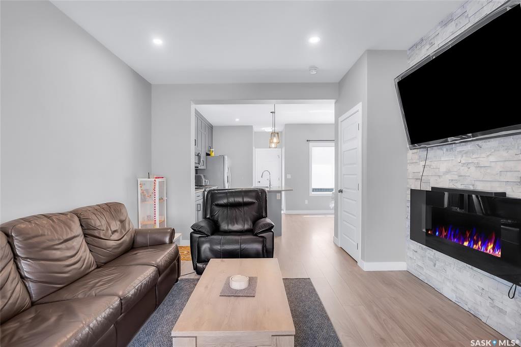 Fifth View of 608 Brighton Gate, Brighton, Saskatoon, Saskatchewan, S7V 0V5