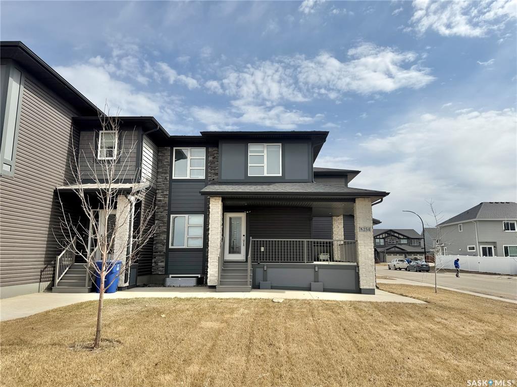 254 Brighton Gate, SK033900, Saskatchewan,