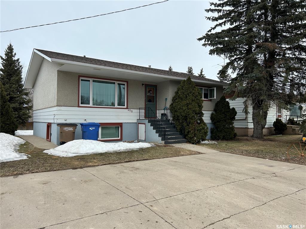 206 Burns Avenue W, SK033907, Saskatchewan,