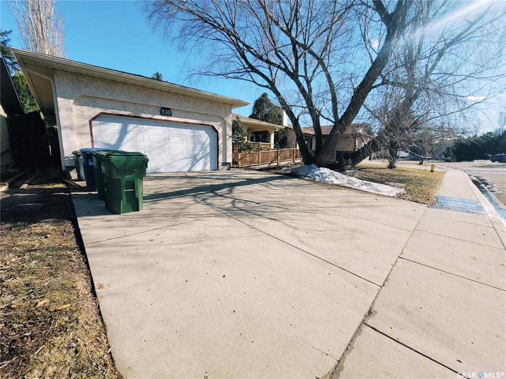 Fourth View of 330 Adolph Crescent, Sutherland, Saskatoon, Saskatchewan, S7N 3K1
