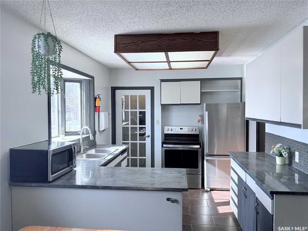 Third View of 102 Bailey Drive, Yorkton, Saskatchewan, S3N 2J4