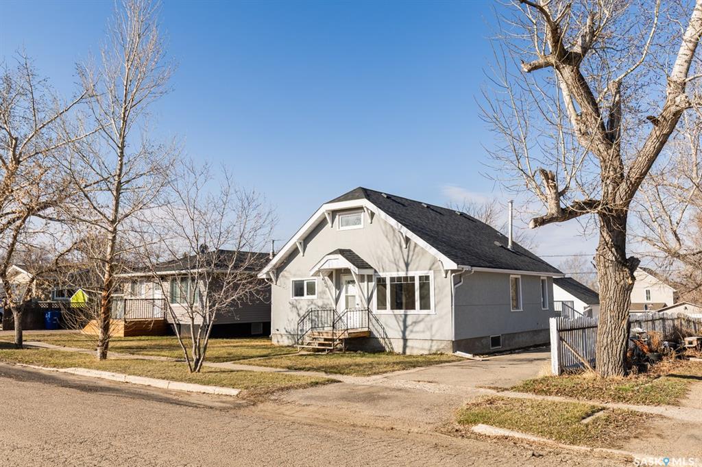 430 Columbia Avenue, SK033956, Saskatchewan,