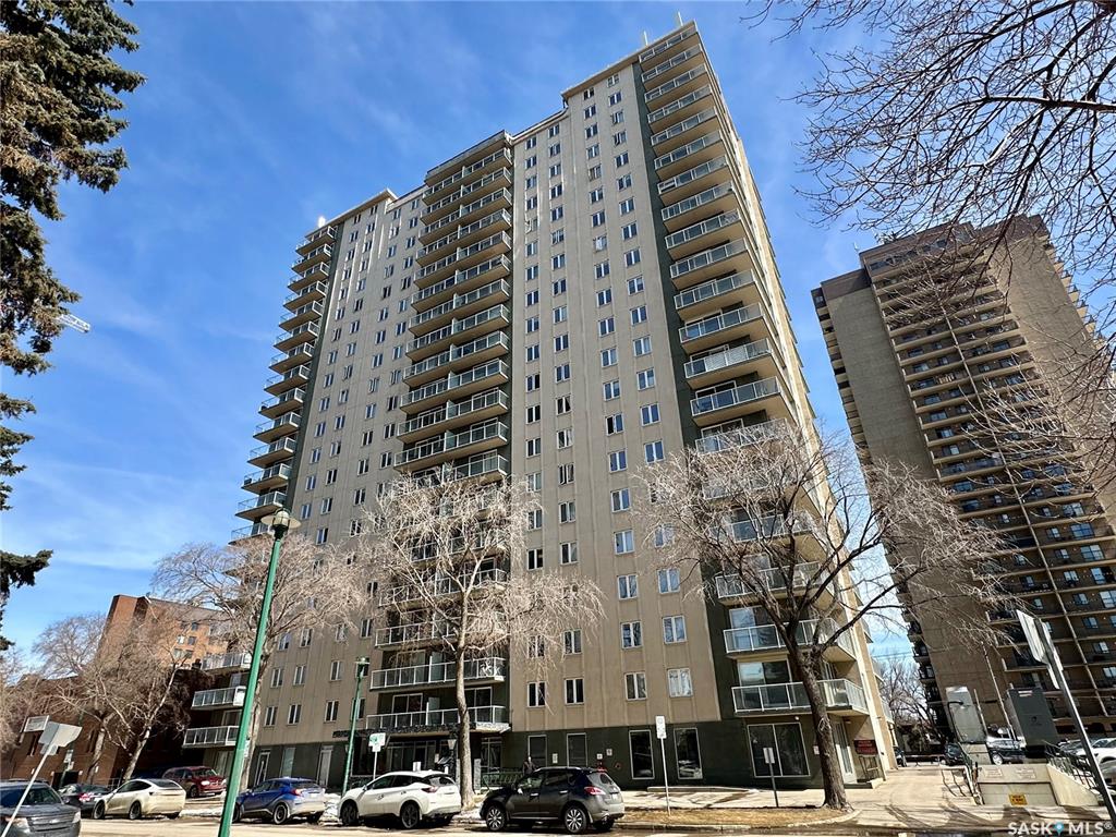 320 5th Avenue N #902, SK033972, Saskatchewan,
