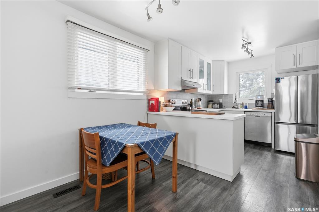 Fifth View of 166 Magee Crescent, Argyle Park, Regina, Saskatchewan, S4R 6K7