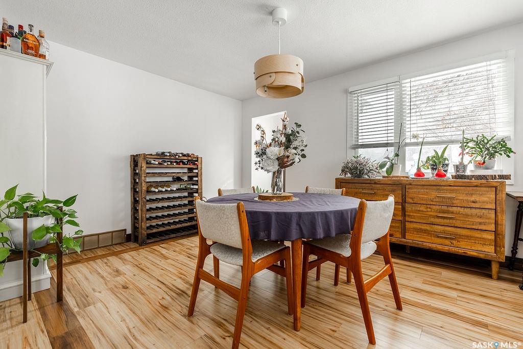 Fifth View of 612 M Avenue S, King George, Saskatoon, Saskatchewan, S7M 2L2