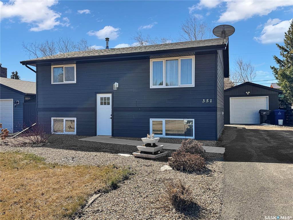 351 33rd Street, SK034013, Saskatchewan,