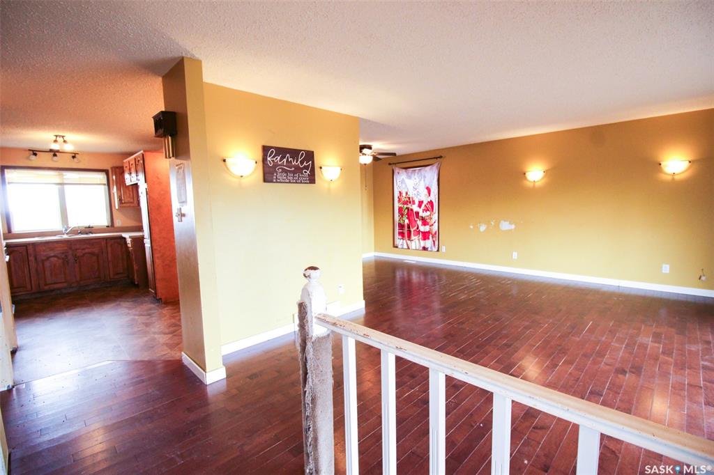 Second View of 504 3rd Avenue E, Frontier, Saskatchewan, S0N 0W0