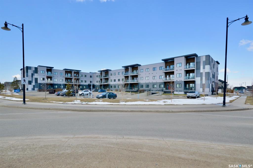 545 Hassard Close #321, SK034045, Saskatchewan,