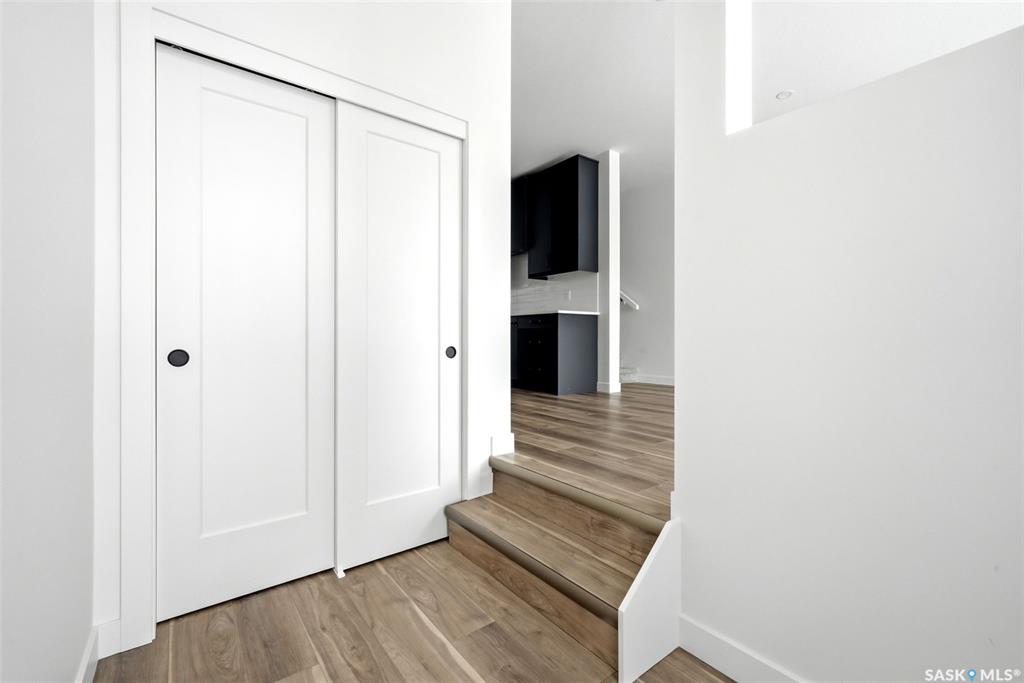 Fourth View of 3023 Regina Avenue, Lakeview RG, Regina, Saskatchewan, S4S 0G3