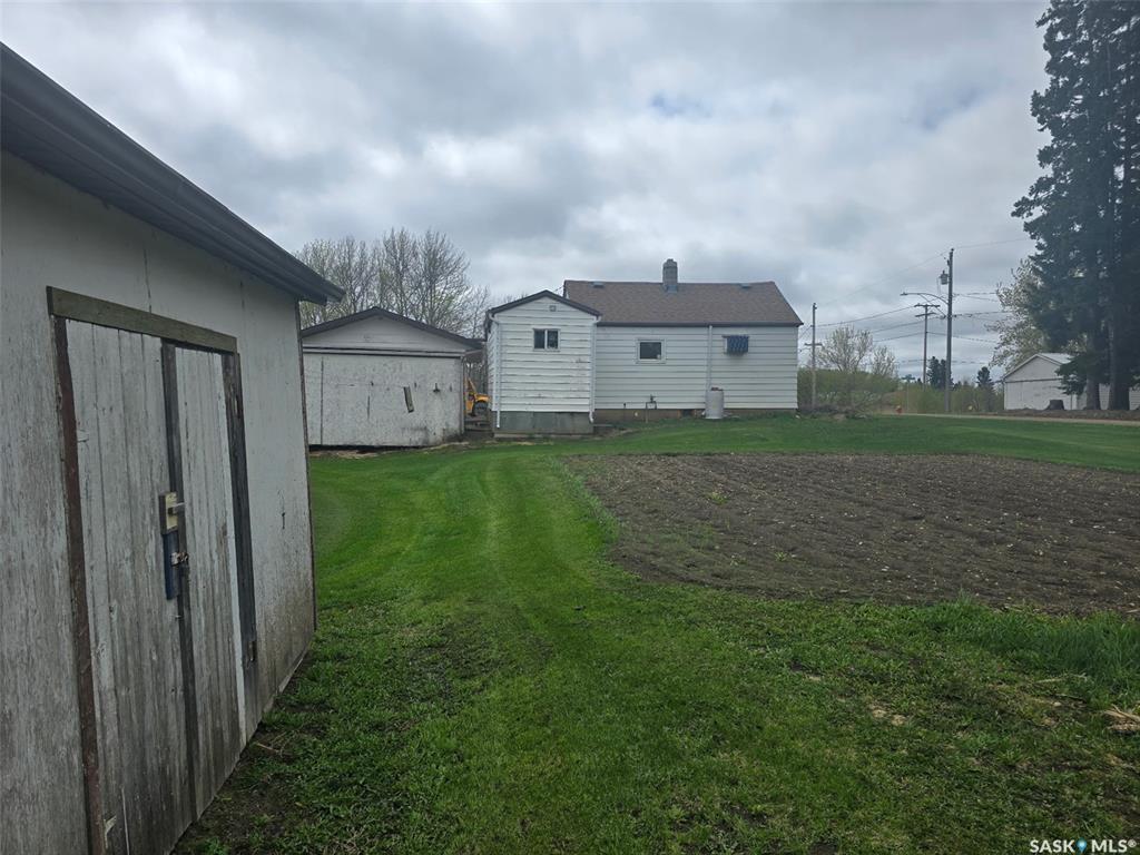 Second View of 200 Railway Avenue N, Norquay, Saskatchewan, S0A 2V0