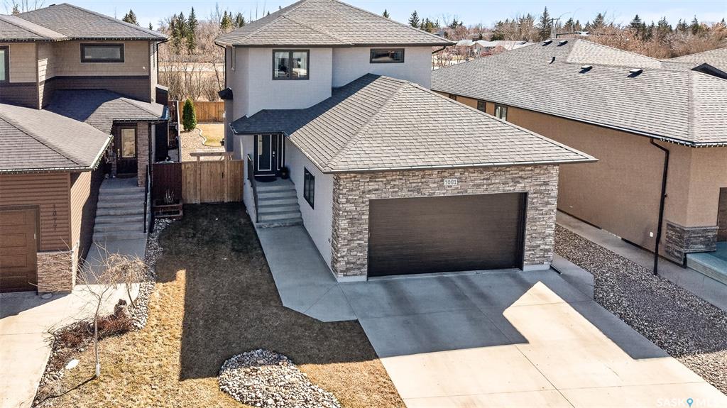 MLS® listing #SK034179 for sale located at 1081 Maplewood Drive