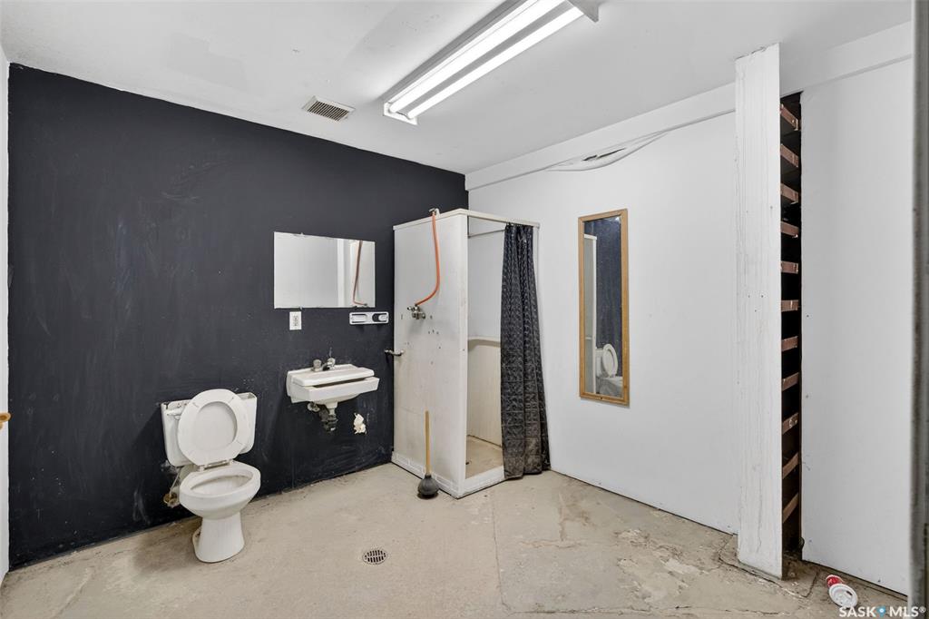 Fourth View of 25 C 17th Street E, Midtown, Prince Albert, Saskatchewan, S6V 1G6