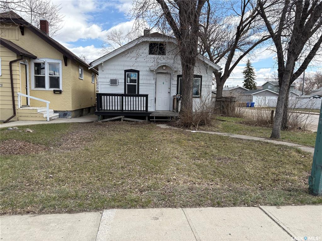 MLS® listing #SK034485 for sale located at 2081 Reynolds Street