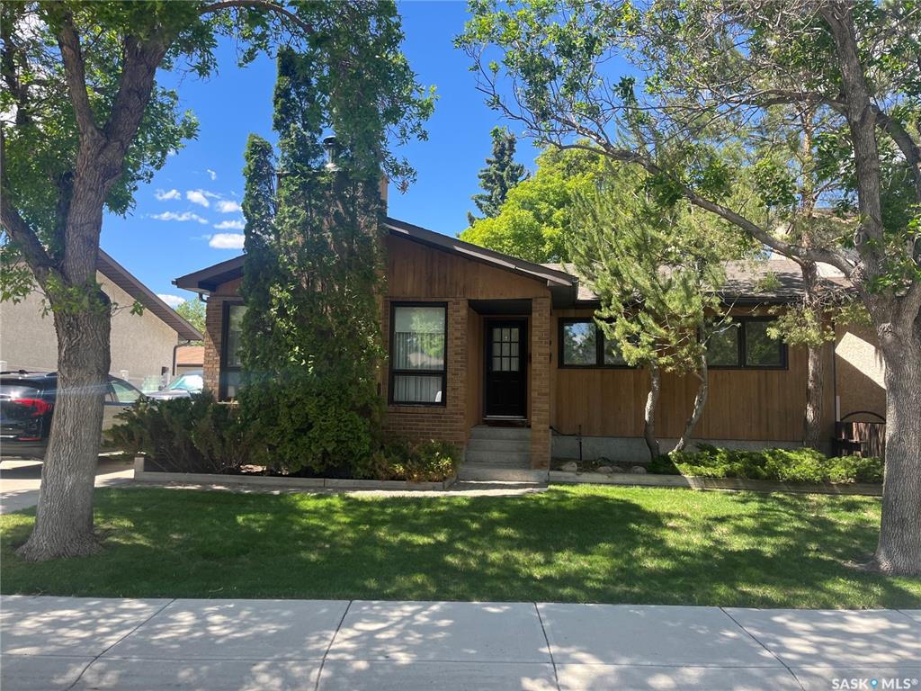 2930 More Crescent E, SK034509, Saskatchewan,