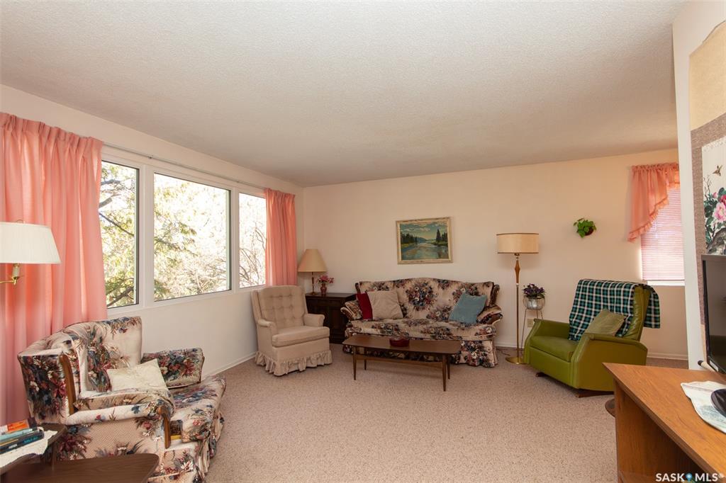 Third View of 211 31st Street, Battleford, Saskatchewan, S0M 0E0