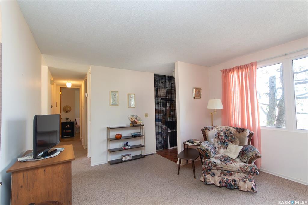 Fifth View of 211 31st Street, Battleford, Saskatchewan, S0M 0E0