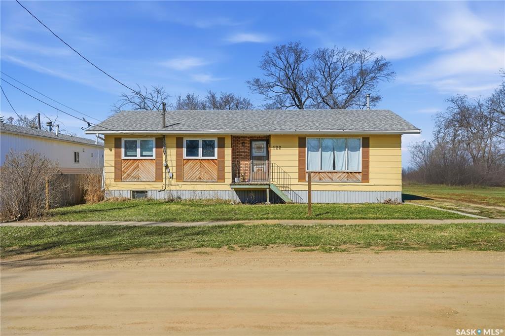 MLS® listing #SK034540 for sale located at 122 1st Street