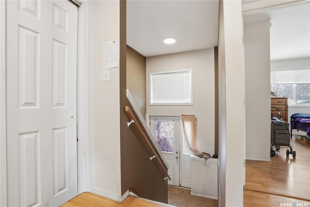 Second View of 222 V Avenue S, Pleasant Hill, Saskatoon, Saskatchewan, S7M 3B3