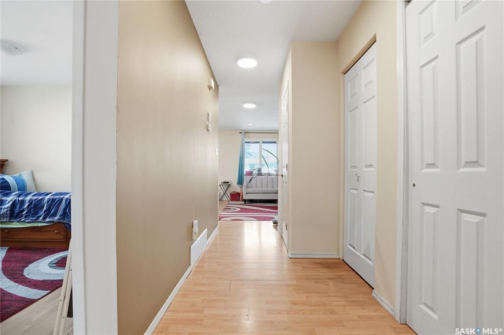 Third View of 222 V Avenue S, Pleasant Hill, Saskatoon, Saskatchewan, S7M 3B3