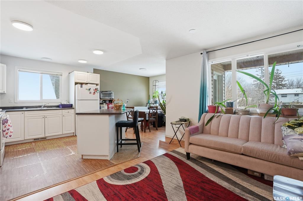 Fifth View of 222 V Avenue S, Pleasant Hill, Saskatoon, Saskatchewan, S7M 3B3