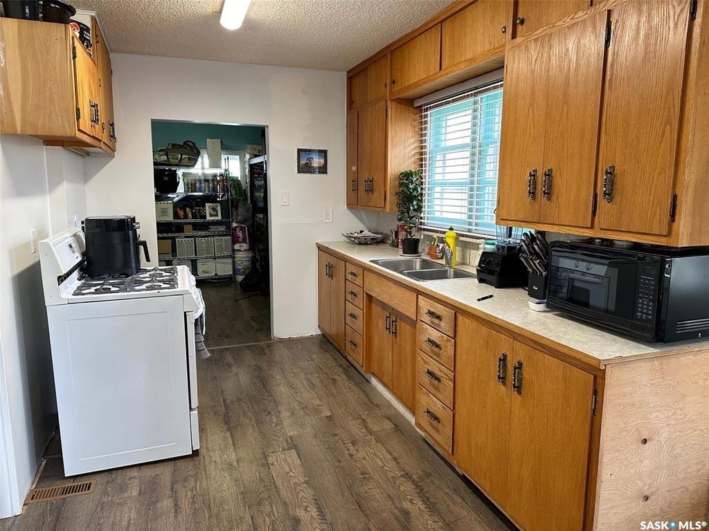 Second View of 301 Belfast Street, North Portal, Saskatchewan, S0C 1W0