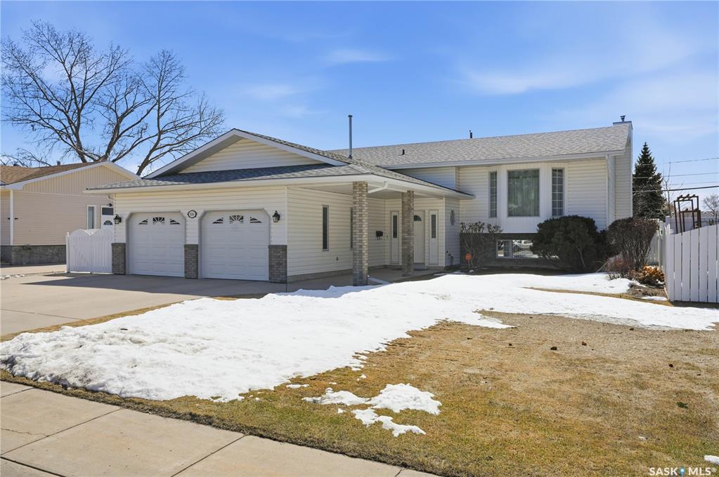 Second View of 106 3rd Street S, Martensville, Saskatchewan, S0K 2T2