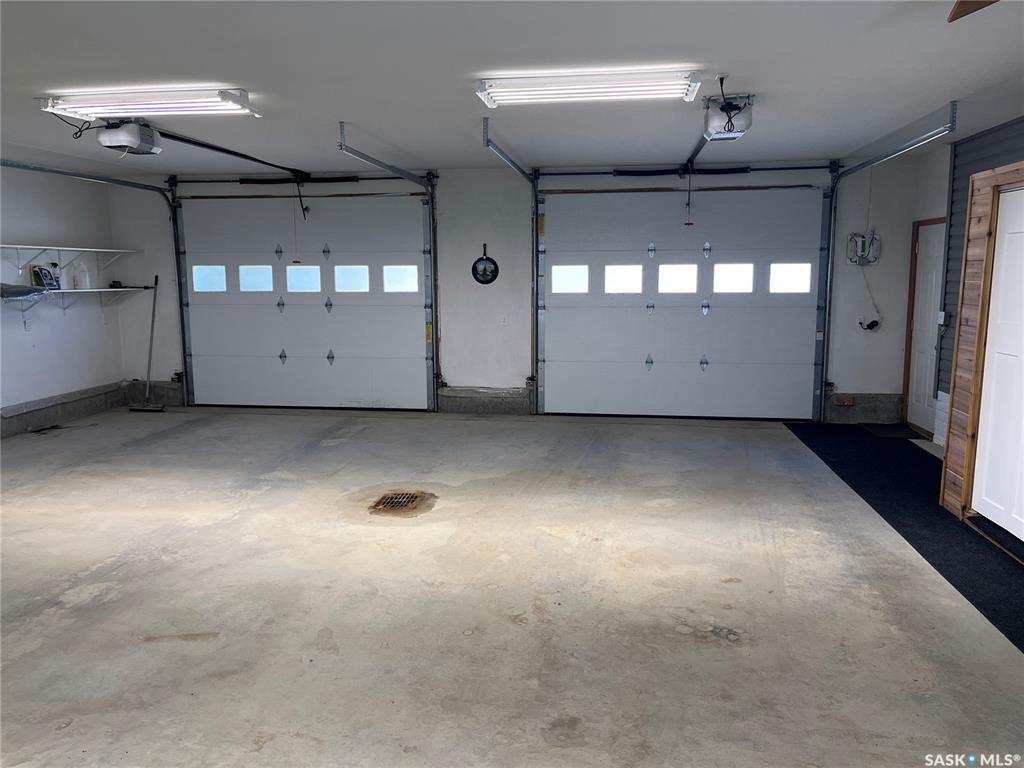Third View of 24 Hall Street, Halbrite, Saskatchewan, S0C 1H0