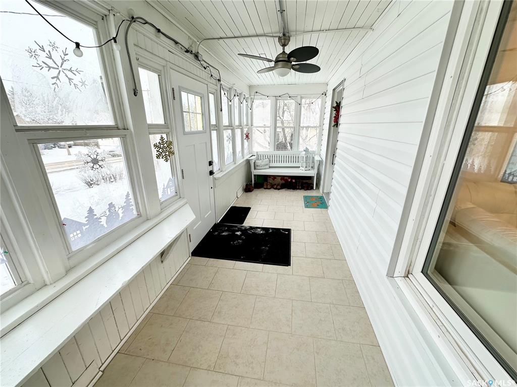 Second View of 416 3rd Street Se, Weyburn, Saskatchewan, S4H 2C8