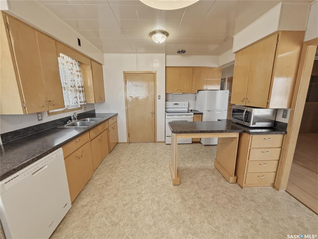 Second View of 316 Dennis Street, Herbert, Saskatchewan, S0H 2A0