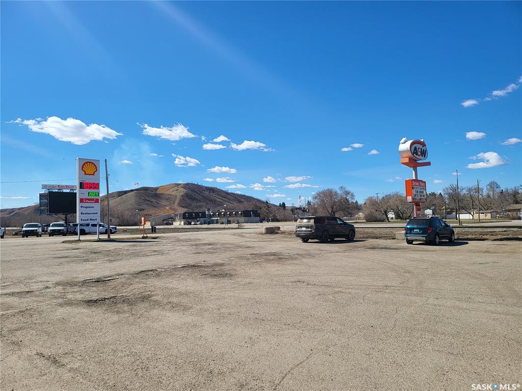 Second View of 597 Bay Avenue S, Fort Qu'Appelle, Saskatchewan, S0G 1S0