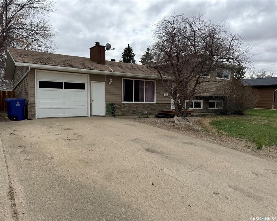 Second View of 1012 6th Street E, Rosetown, Saskatchewan, S0L 2V0