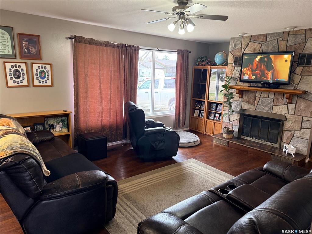 Fourth View of 1012 6th Street E, Rosetown, Saskatchewan, S0L 2V0