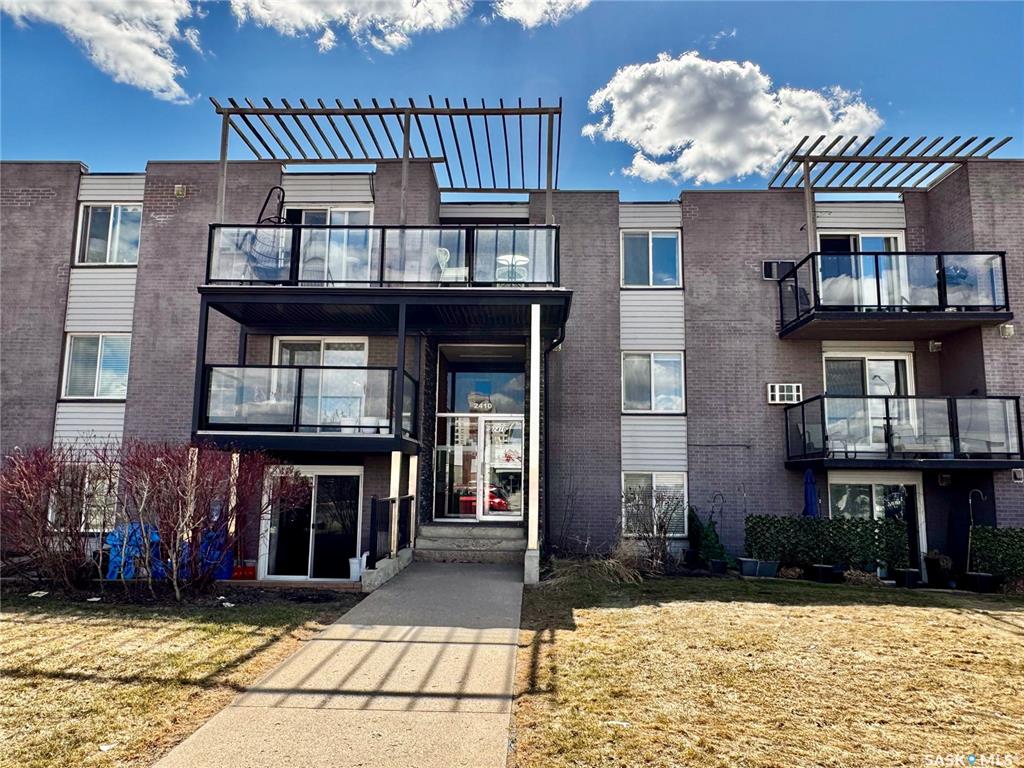 2410 Louise Street #14, SK034815, Saskatchewan,