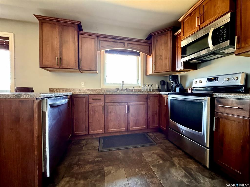 Second View of 320 3rd Street, Bredenbury, Saskatchewan, S0A 0H0