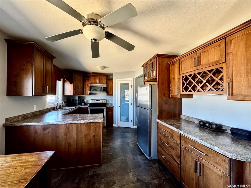 Fifth View of 320 3rd Street, Bredenbury, Saskatchewan, S0A 0H0