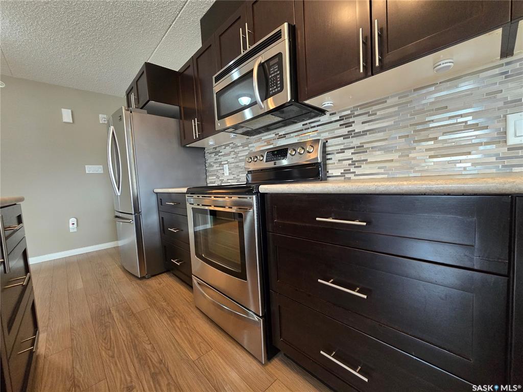 Fifth View of 505 Bannerman Street #208, Weyburn, Saskatchewan, S4H 1V5