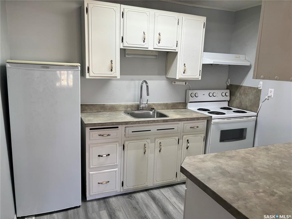 Fourth View of 207 3rd Avenue W, Kindersley, Saskatchewan, S0L 1S0