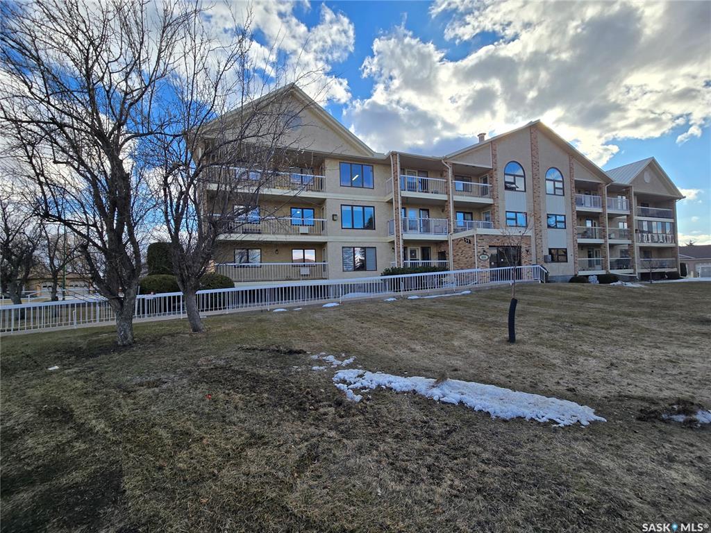 27 Erichsen Place #103, SK034860, Saskatchewan,