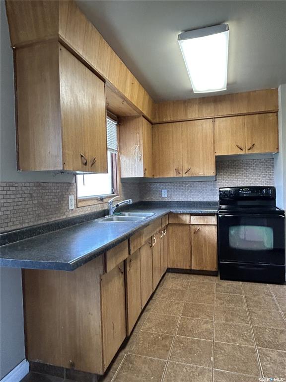 Third View of 826 Eva Street, Hillside, Estevan, Saskatchewan, S4A 1P3