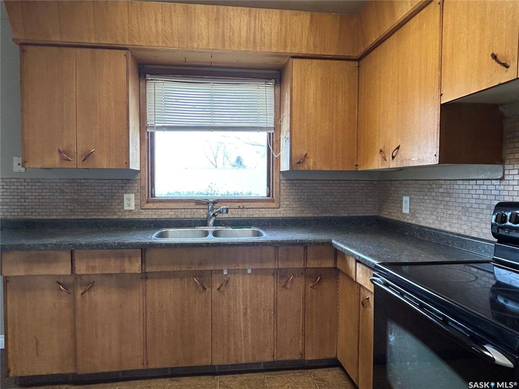 Fourth View of 826 Eva Street, Hillside, Estevan, Saskatchewan, S4A 1P3