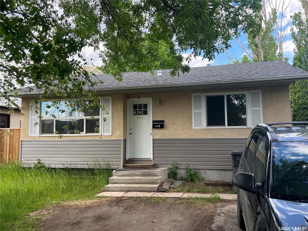 649 Douglas Crescent, SK034868, Saskatchewan,