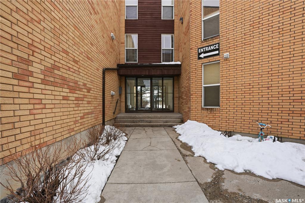 Third View of 419 Tait Court #307, Wildwood, Saskatoon, Saskatchewan, S7H 5L3