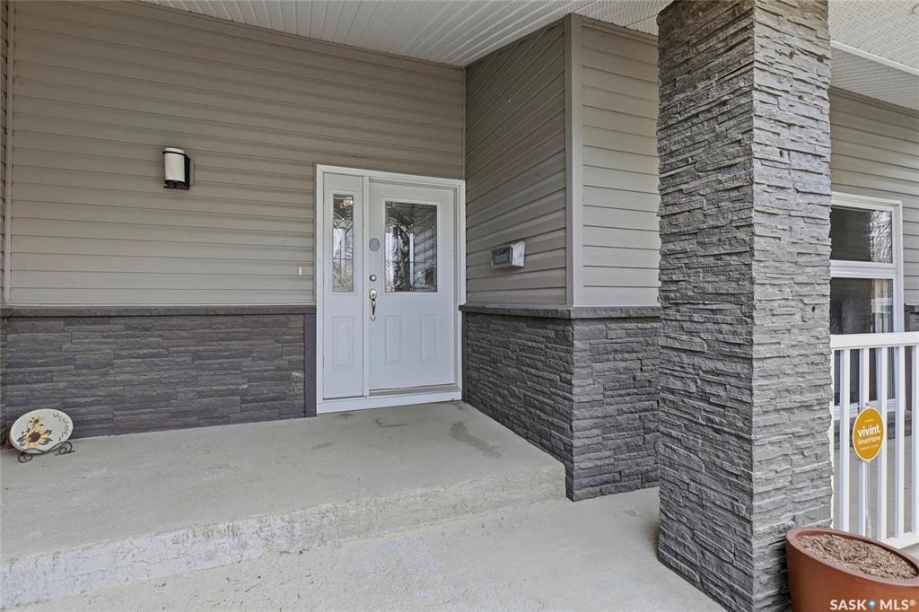 Fourth View of 404 Dalgliesh Drive, Walsh Acres, Regina, Saskatchewan, S4R 6J1
